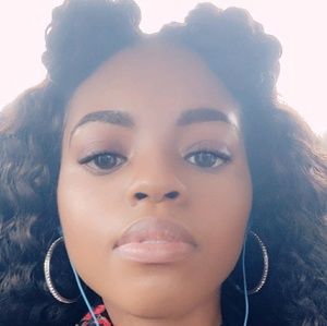 Meet your Posher, Lulu